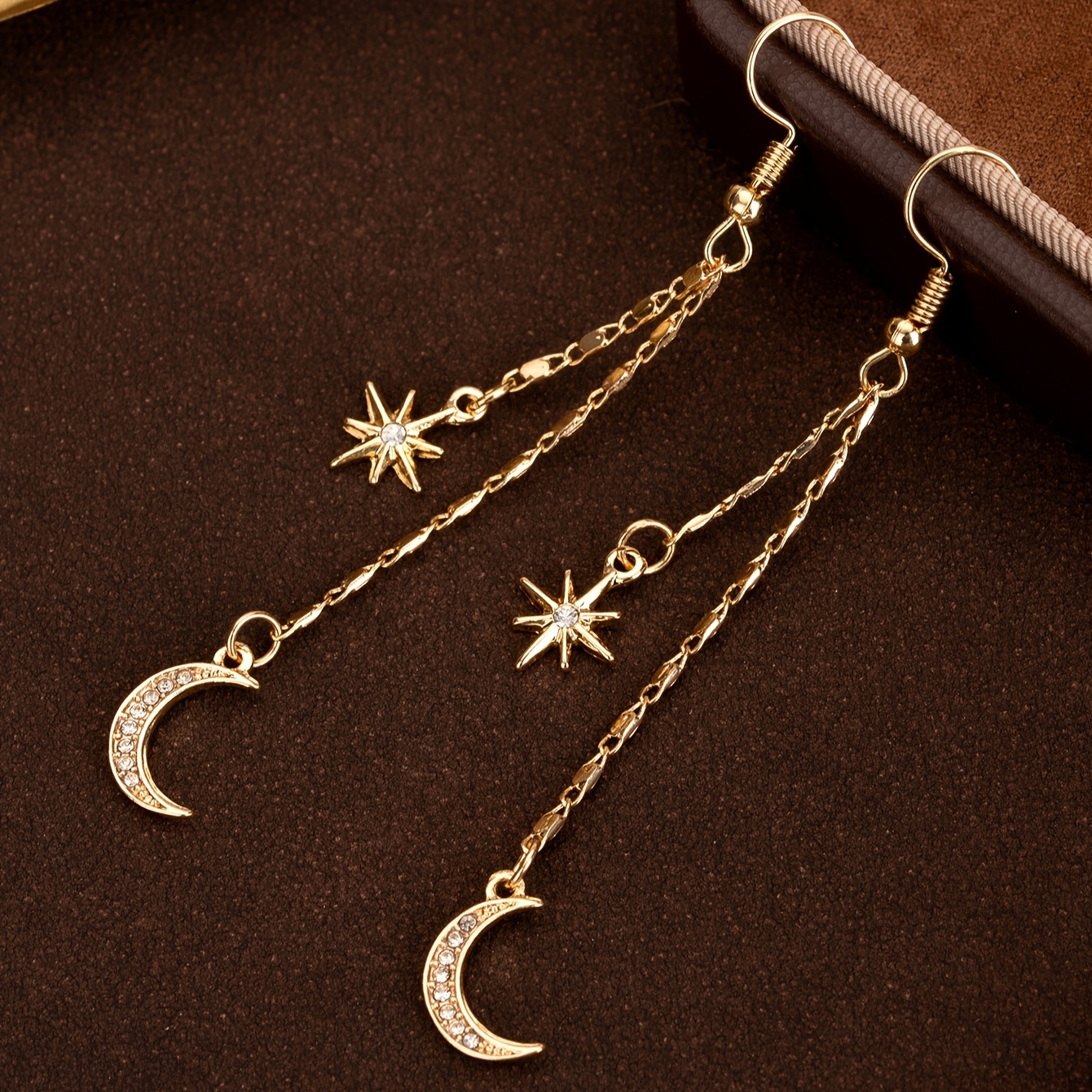 Women's Elegant Vintage Star & Moon Rhinestone Dangle Earrings